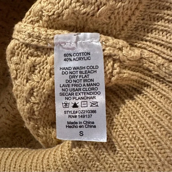 Women’s altar’d state crop sweater, scoop crew neck, never worn, size Small, tan - Picture 4 of 8